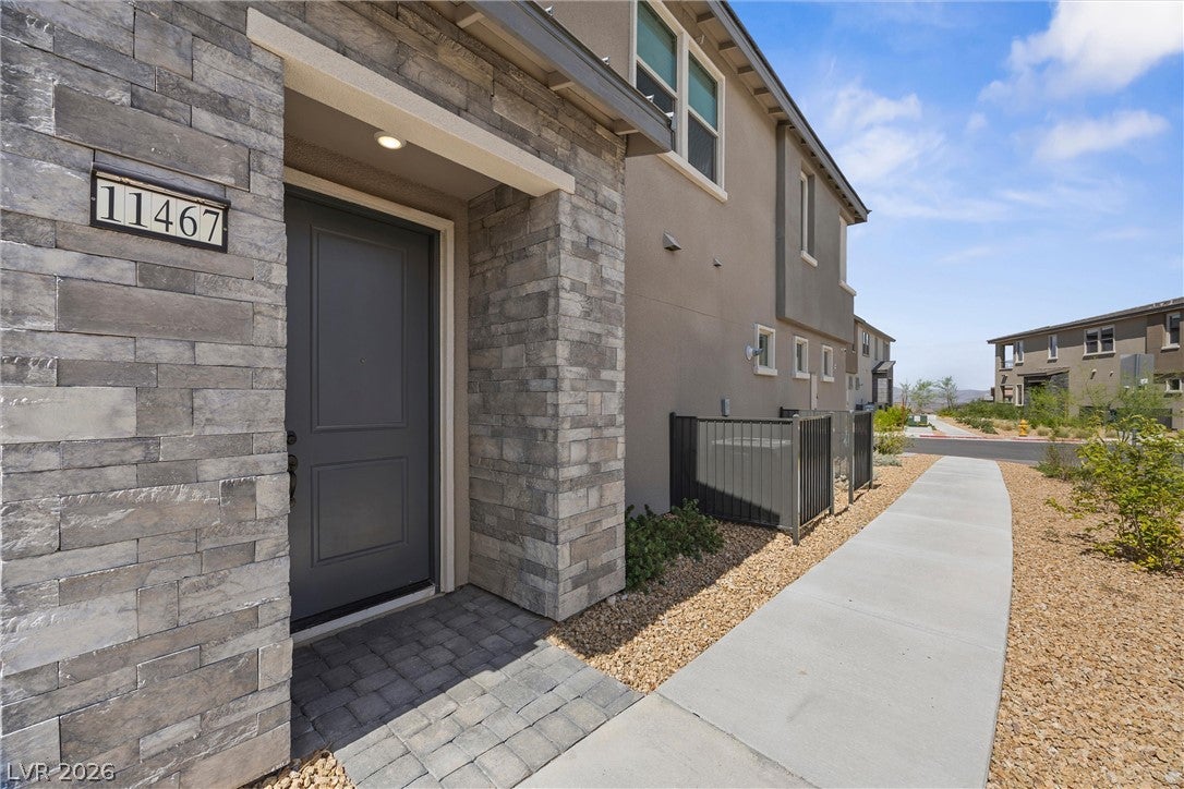 11467 Contour Avenue