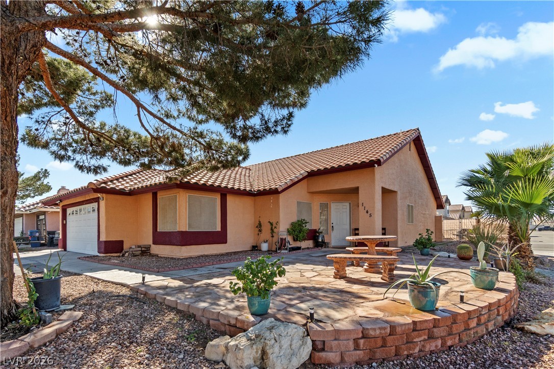 1145 Red Iron Way