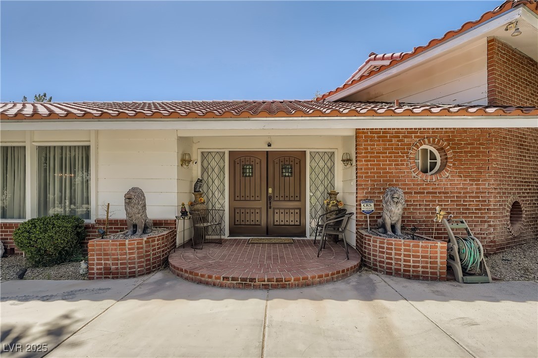 7082 Mira Vista Street