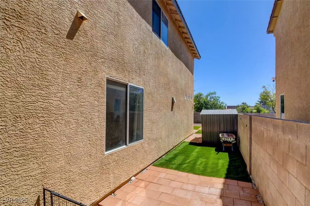 Properties 4 5390 Cielo Oro Street