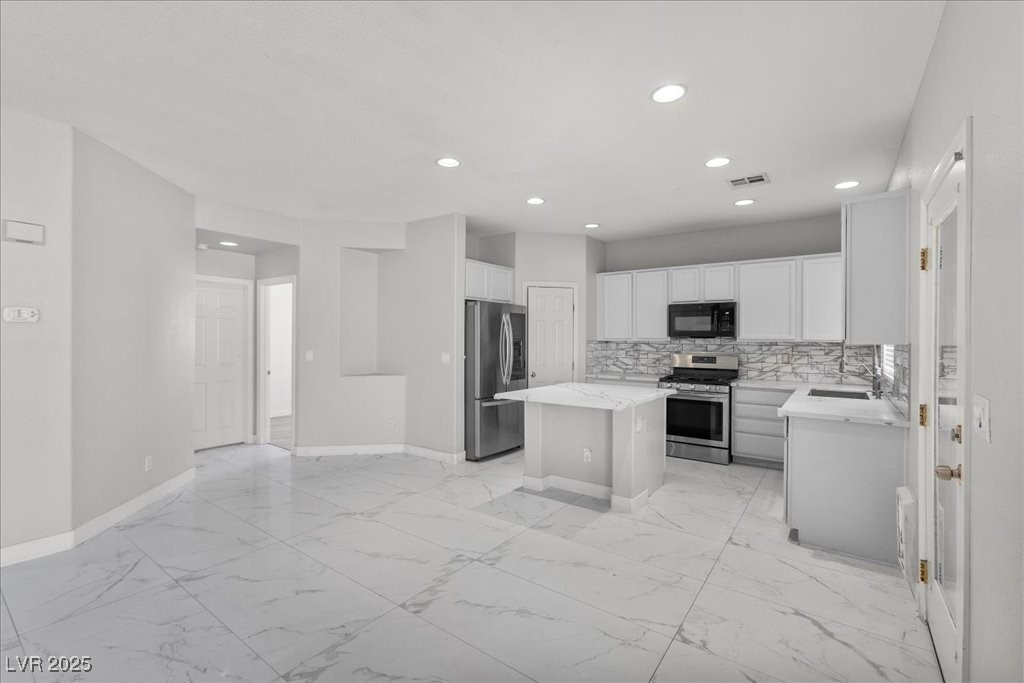 North Las Vegas, Nevada 89081, United States, 4 Bedrooms Bedrooms, ,3 BathroomsBathrooms,Residential,Active,213073