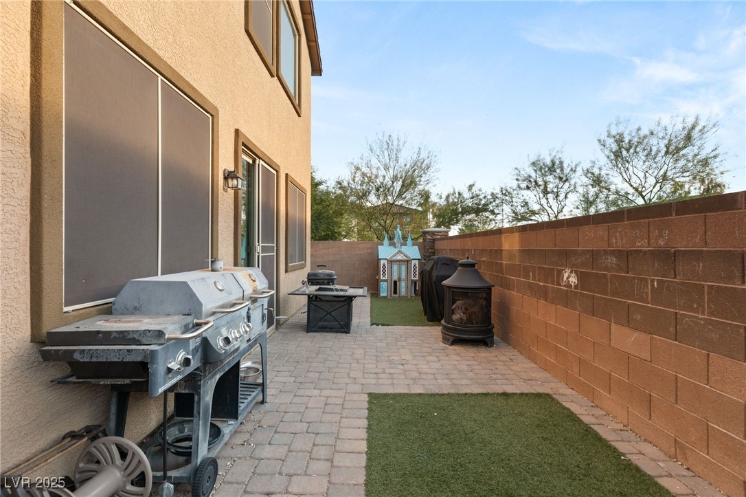 Las Vegas, Nevada 89149, United States, 4 Bedrooms Bedrooms, ,3 BathroomsBathrooms,Residential,Active,14435