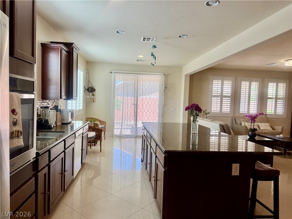 Properties 1 328 Cranstonhill Drive