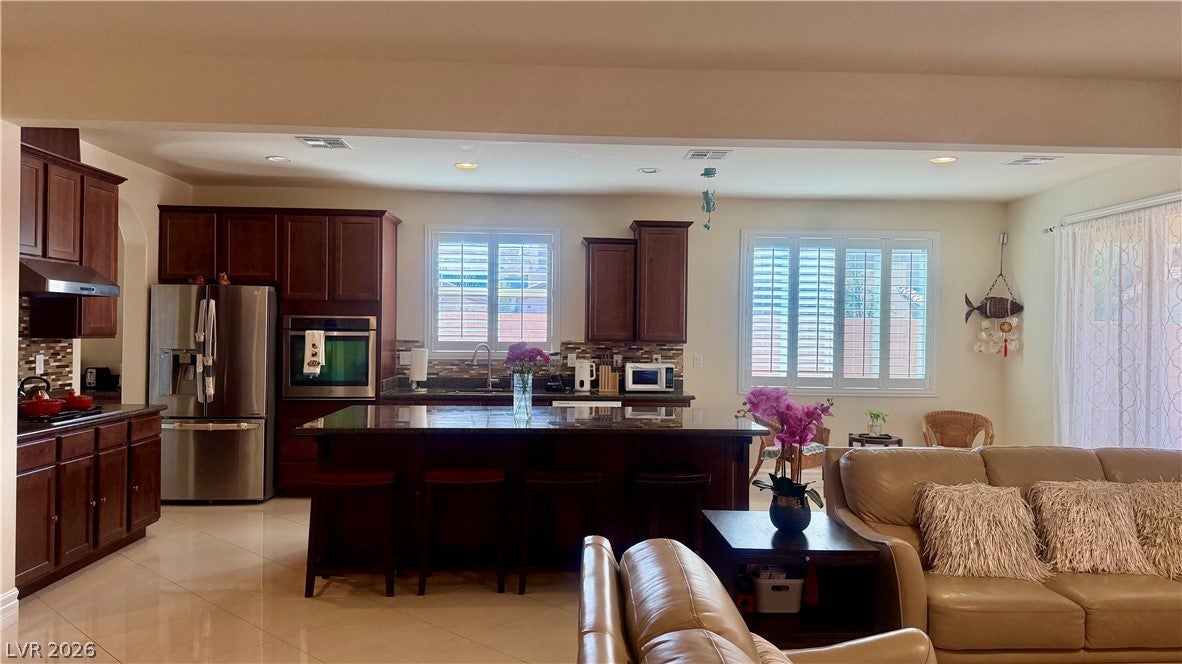 Properties 2 328 Cranstonhill Drive