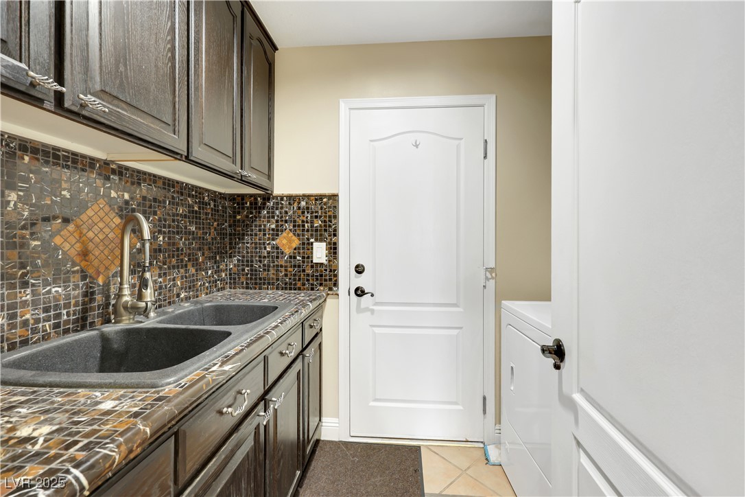 Las Vegas, Nevada 89128, United States, 4 Bedrooms Bedrooms, ,3 BathroomsBathrooms,Residential,Active,124161