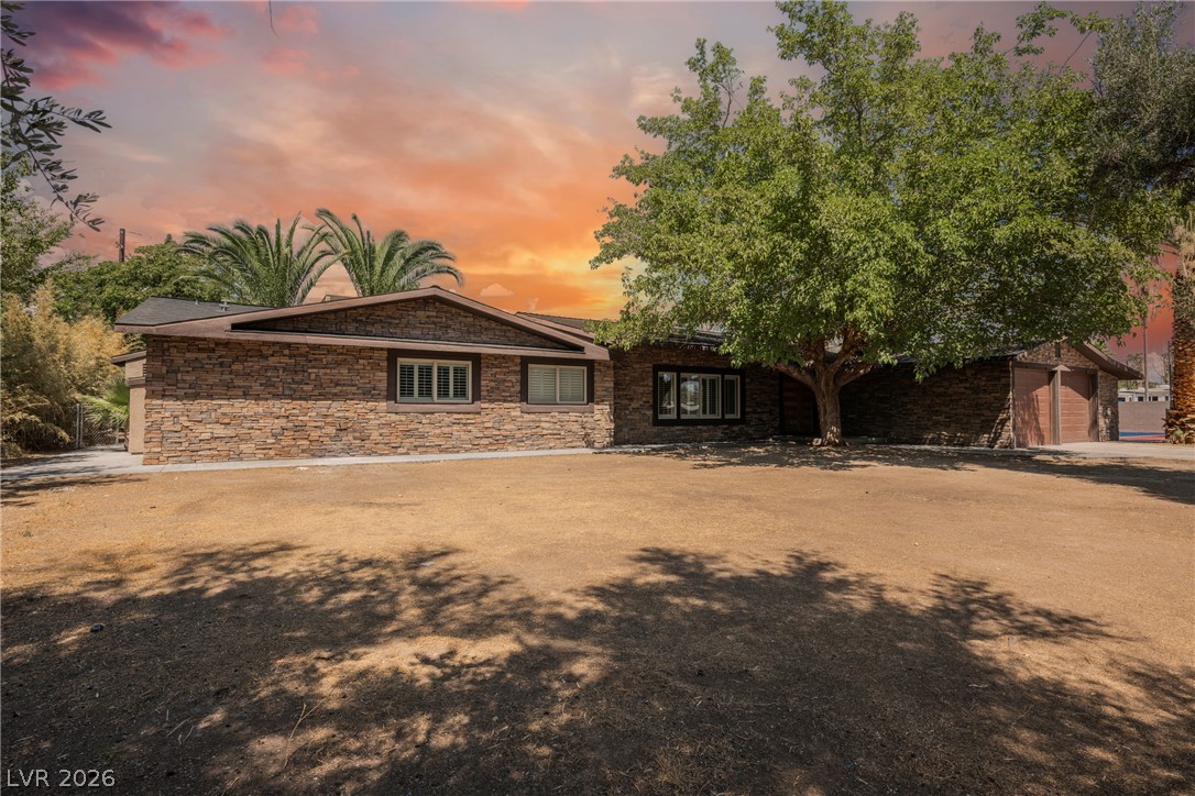 1779 Sycamore Trail