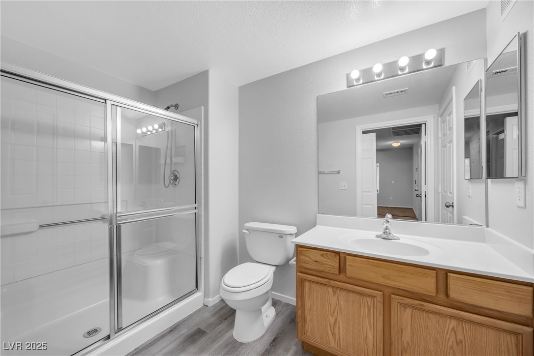 Las Vegas, Nevada 89120, United States, 2 Bedrooms Bedrooms, ,2 BathroomsBathrooms,Residential,Pending,84425