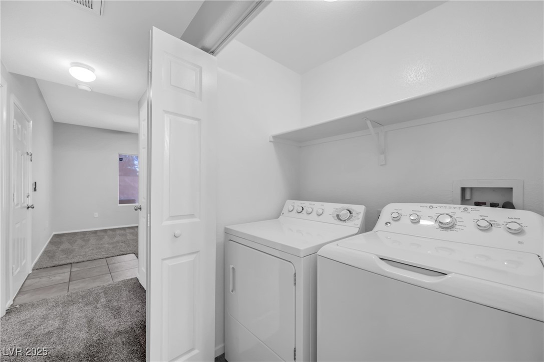 Las Vegas, Nevada 89120, United States, 2 Bedrooms Bedrooms, ,2 BathroomsBathrooms,Residential,Pending,84425