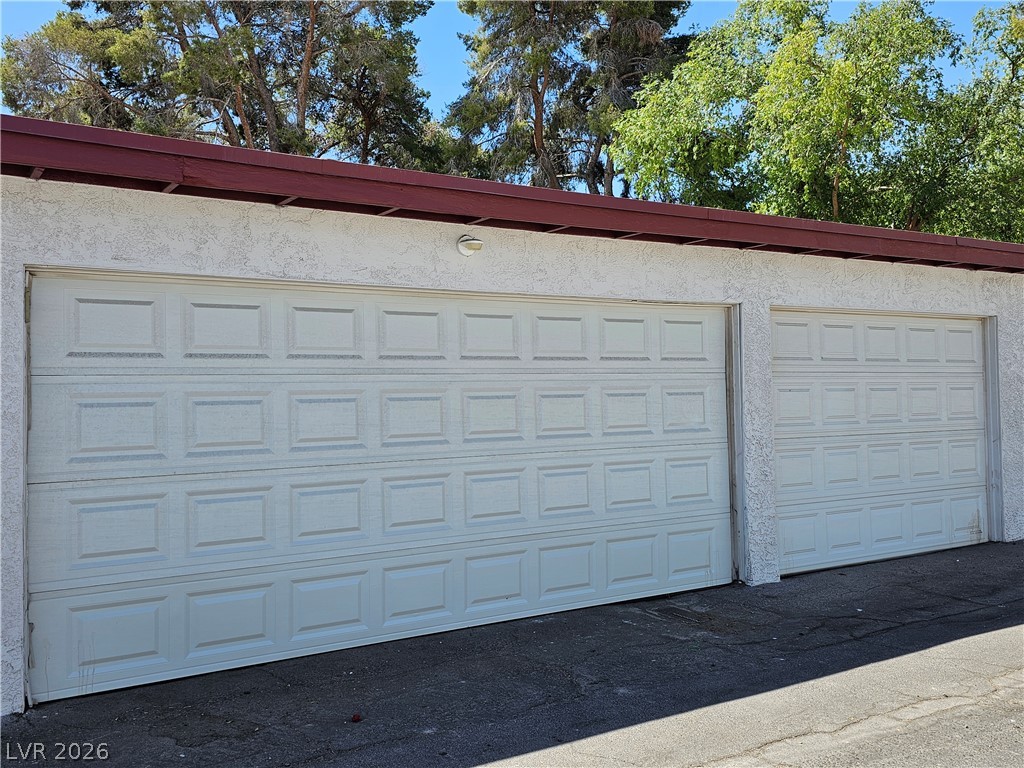 702 Greenbriar Townhouse Way