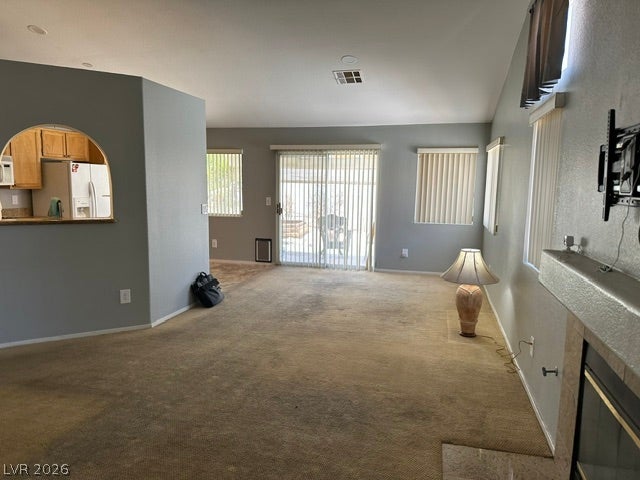 686 Skyline Road