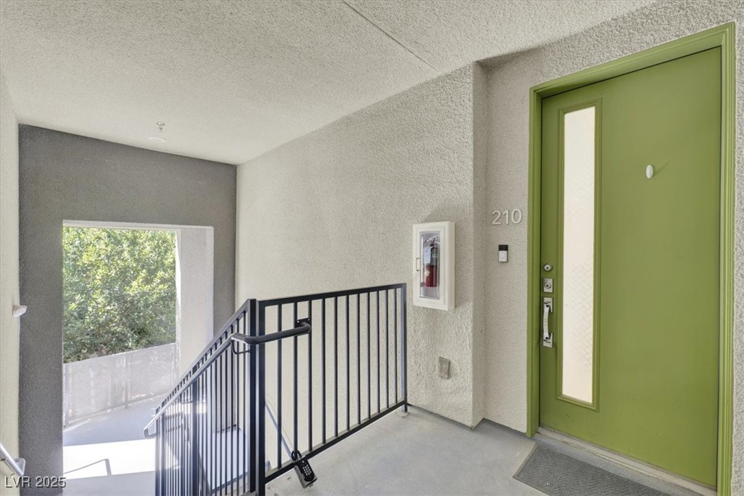 11236 Rainbow Peak Avenue 210