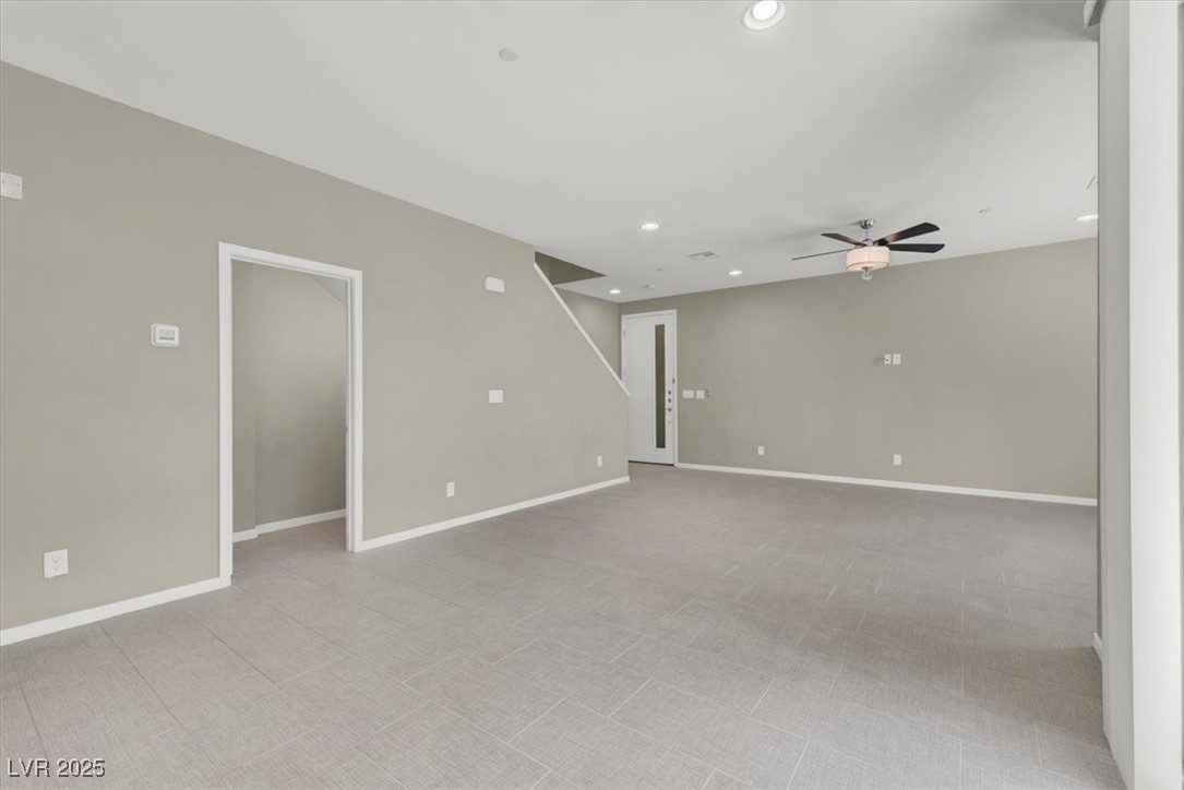 Las Vegas, Nevada 89135, United States, 2 Bedrooms Bedrooms, ,3 BathroomsBathrooms,Residential,Pending,205543