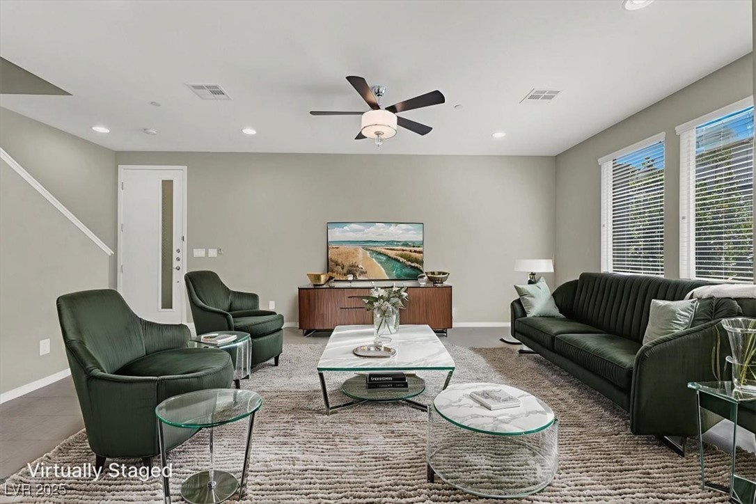 Las Vegas, Nevada 89135, United States, 2 Bedrooms Bedrooms, ,3 BathroomsBathrooms,Residential,Pending,205543