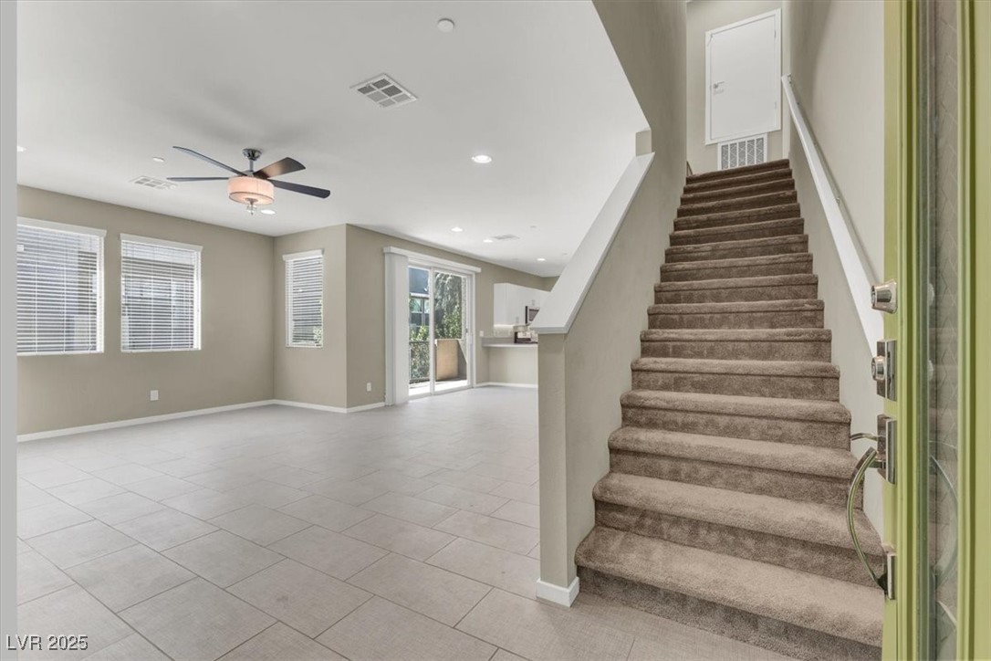 11236 Rainbow Peak Avenue 210