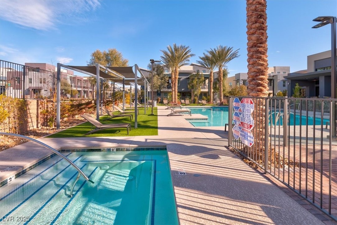 Las Vegas, Nevada 89135, United States, 2 Bedrooms Bedrooms, ,3 BathroomsBathrooms,Residential,Pending,205543