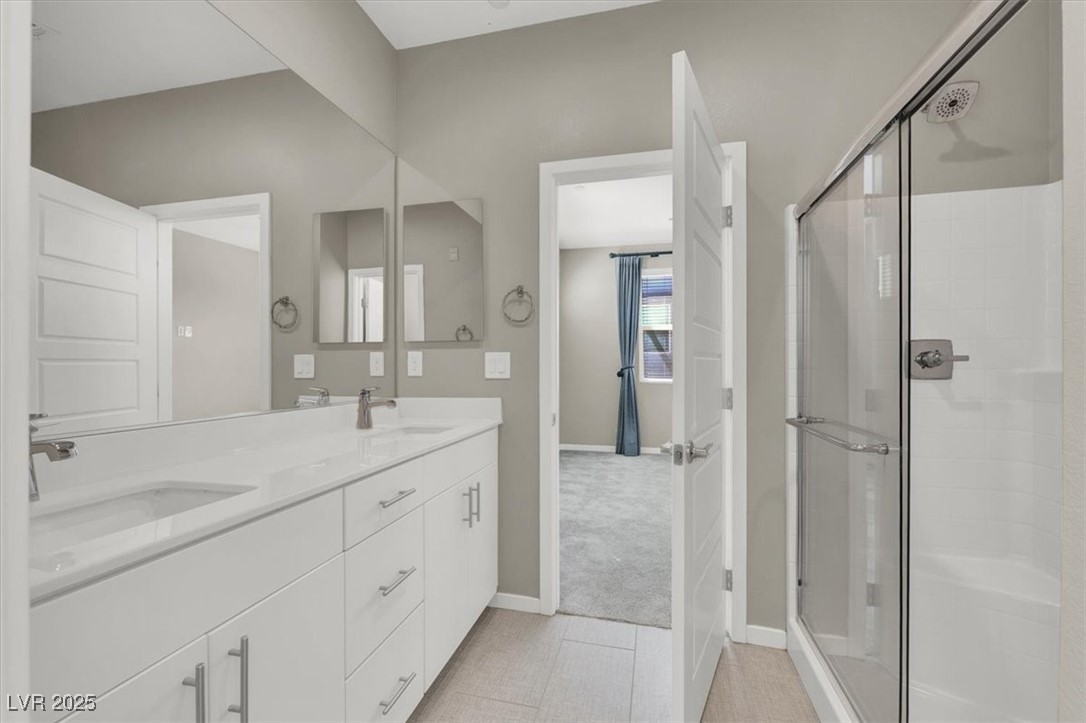 Las Vegas, Nevada 89135, United States, 2 Bedrooms Bedrooms, ,3 BathroomsBathrooms,Residential,Pending,205543