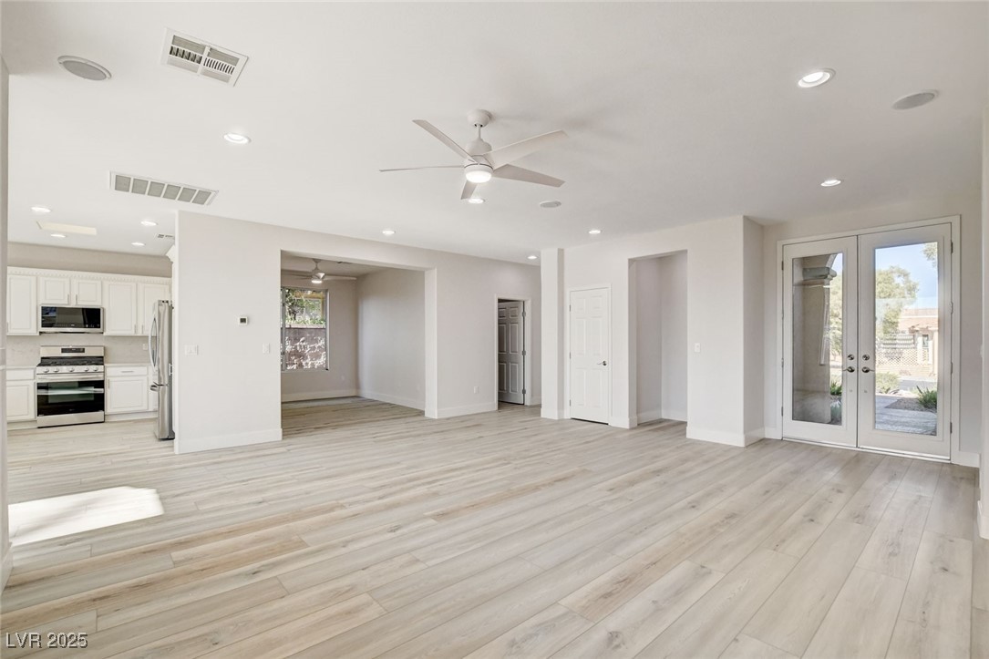 10623 Riva De Fiore Avenue