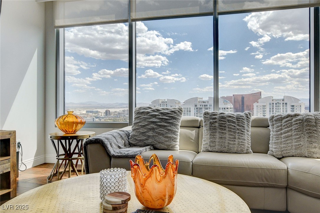 222 Karen Avenue 4101