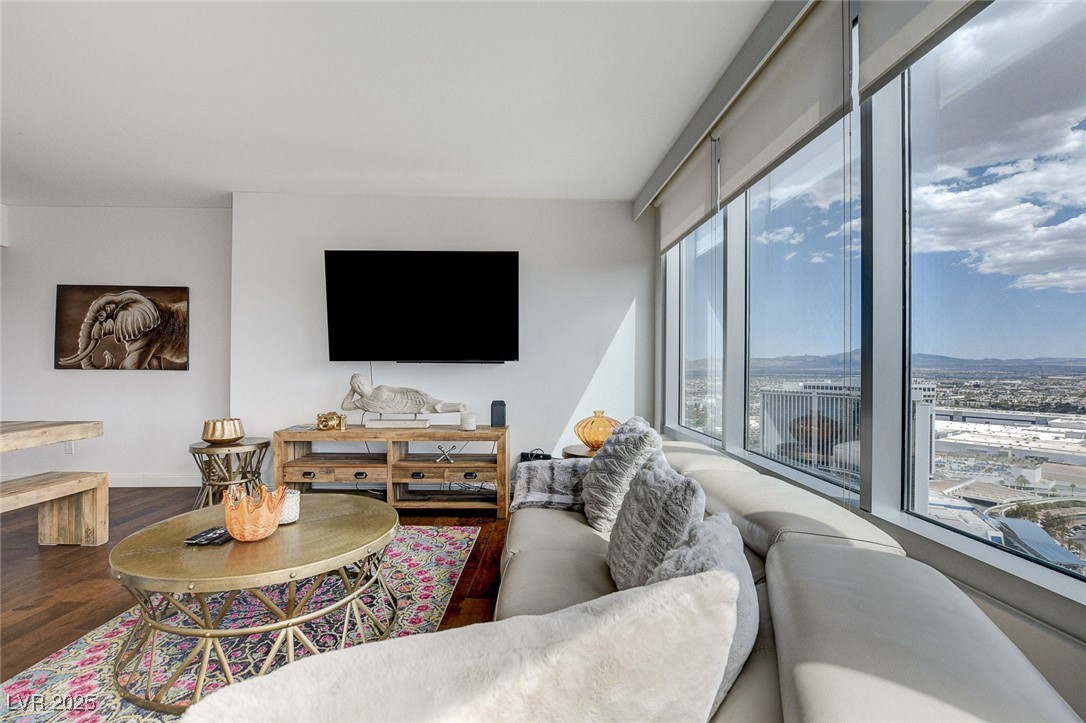 222 Karen Avenue 4101