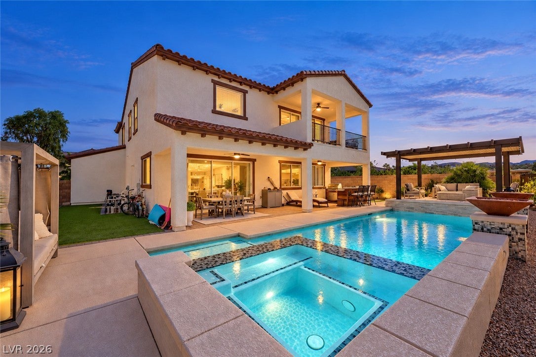 393 Via San Remo Circle