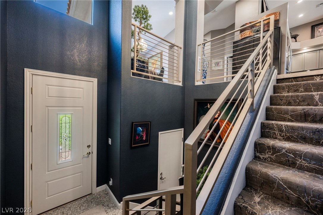 7625 Rolling View Drive 202