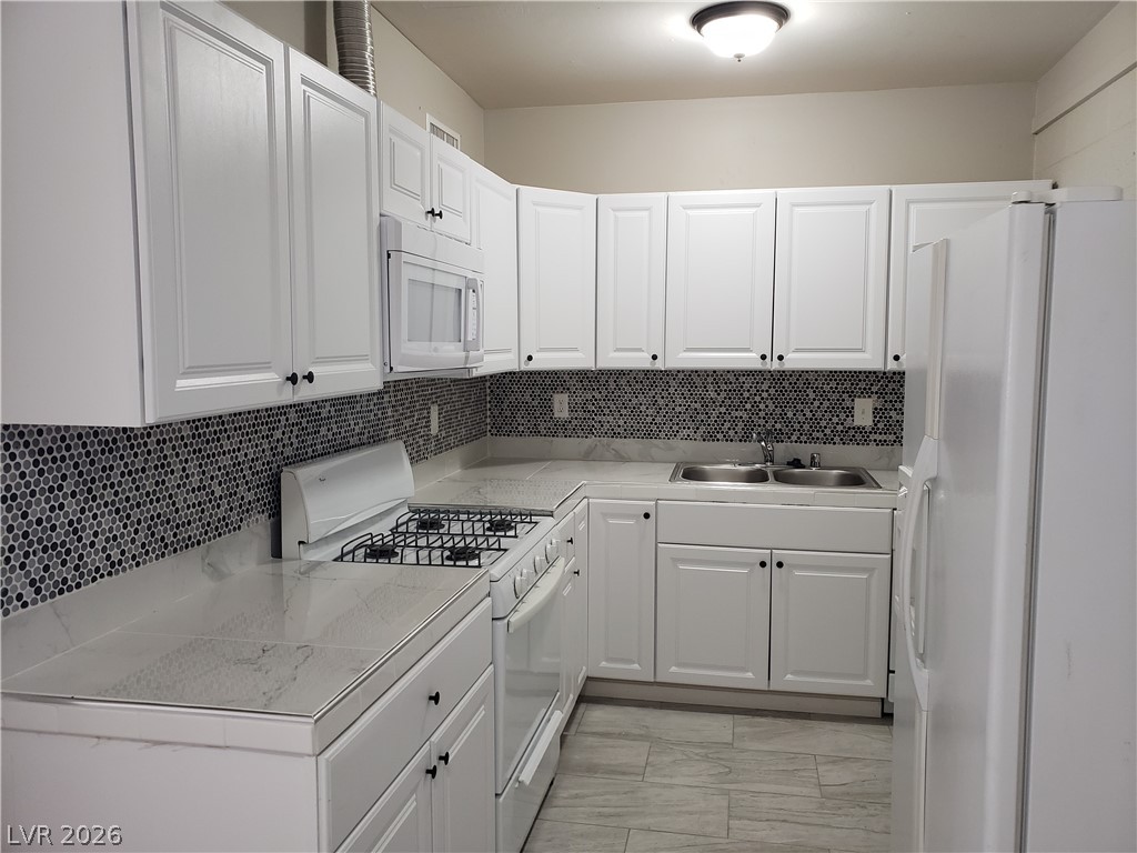 1312 E Saint Louis Avenue