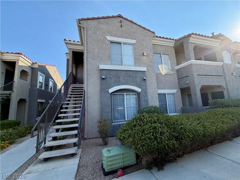 Condo For Rent - 10245 S Maryland Pw Parkway #136<br/> Clark County, Las Vegas, NV 89123