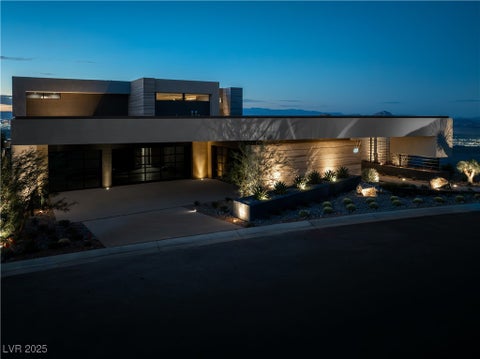 Photo of 607 Alpine Summit Drive, Henderson, NV 89012 (MLS # 2712237)
