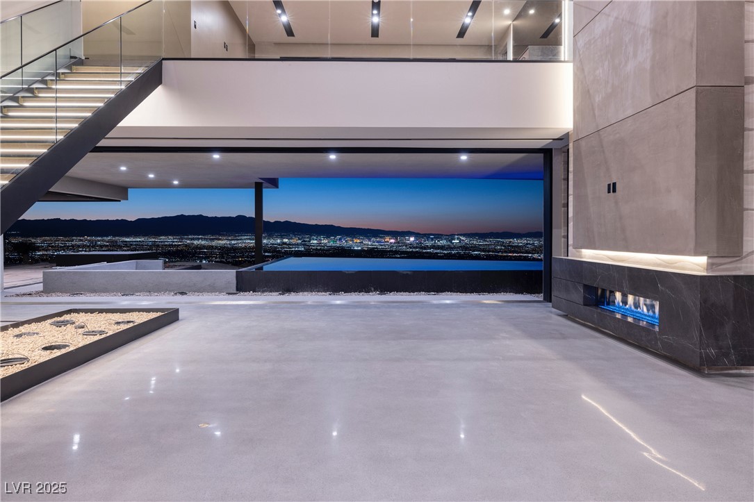 607 Alpine Summit Drive