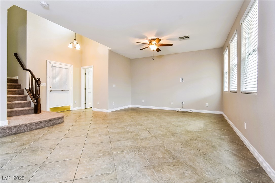 989 Crescent Falls Street, Henderson, Nevada image 3