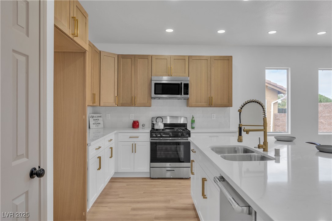 1054 Silver Star Street, Henderson, Nevada image 18