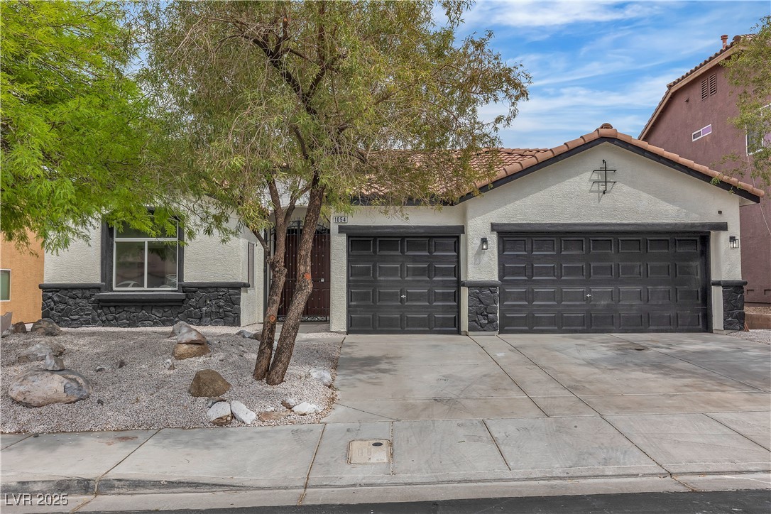 1054 Silver Star Street, Henderson, Nevada image 4