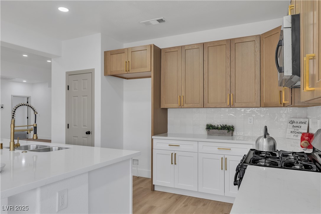 1054 Silver Star Street, Henderson, Nevada image 22