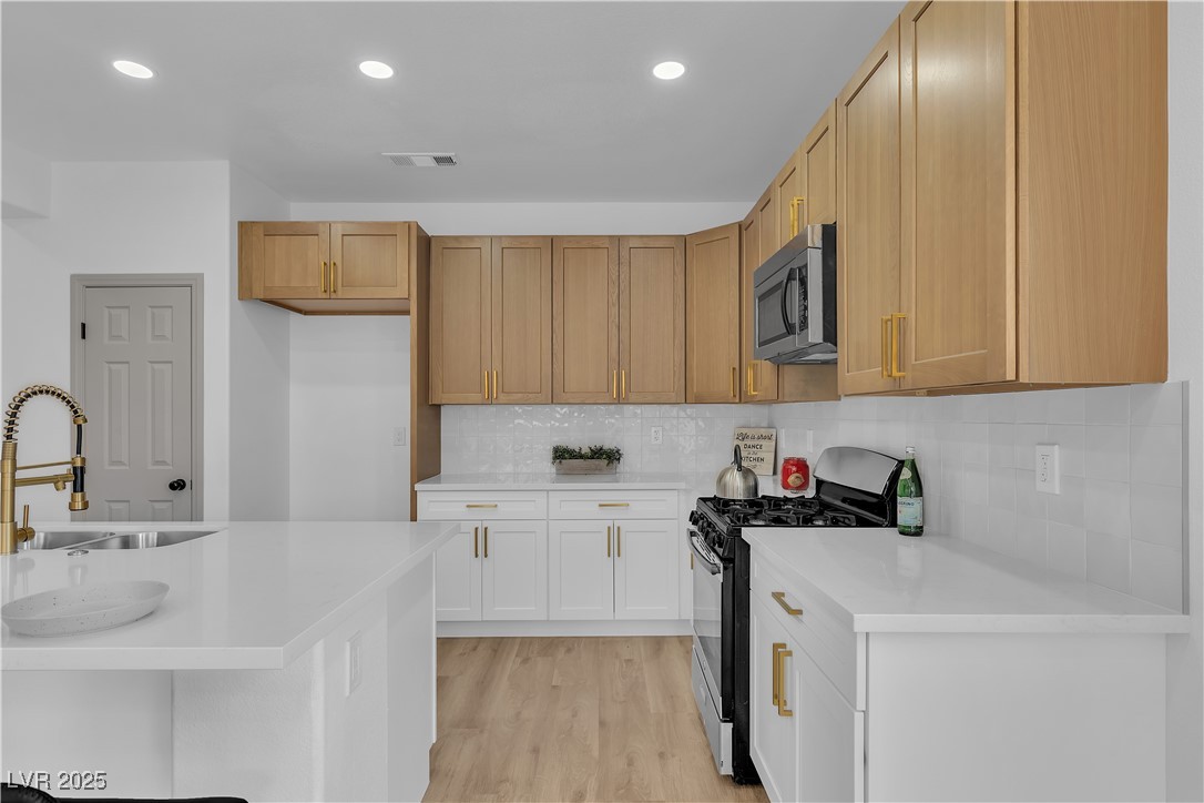 1054 Silver Star Street, Henderson, Nevada image 23