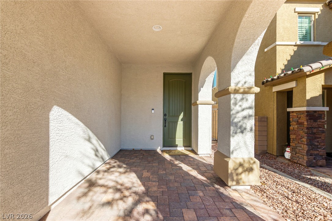 9968 Coyote Echo Court