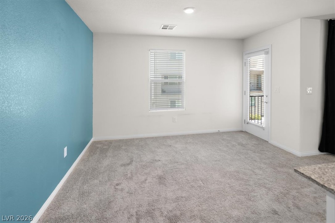 6940 Skyline Blue Street