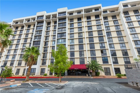 Townhouse For Rent - 3930 University Center Drive #1001<br/> Clark County, Las Vegas, NV 89119