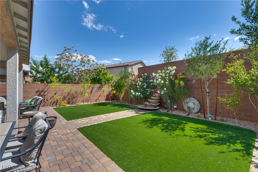 28 Verde Rosa Drive, Henderson, Nevada image 7