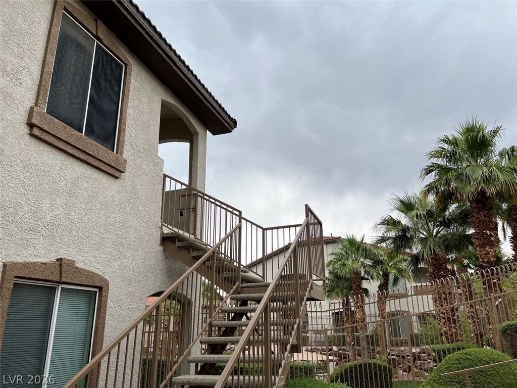 2305 W Horizon Ridge Parkway 521