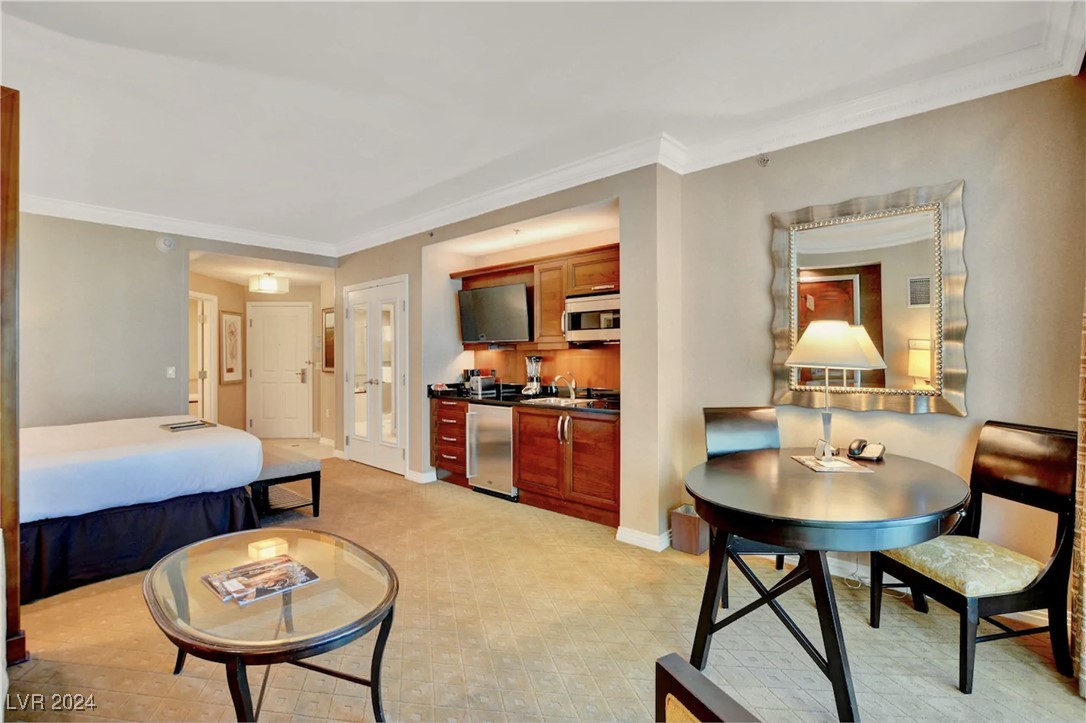 Las Vegas, Nevada 89109, United States, 1 Bedroom Bedrooms, ,1 BathroomBathrooms,Residential,Pending,24784