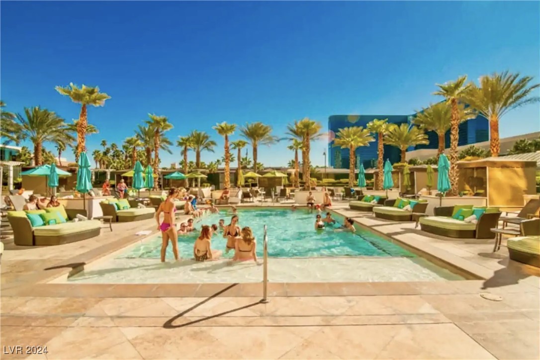 Las Vegas, Nevada 89109, United States, 1 Bedroom Bedrooms, ,1 BathroomBathrooms,Residential,Pending,24784