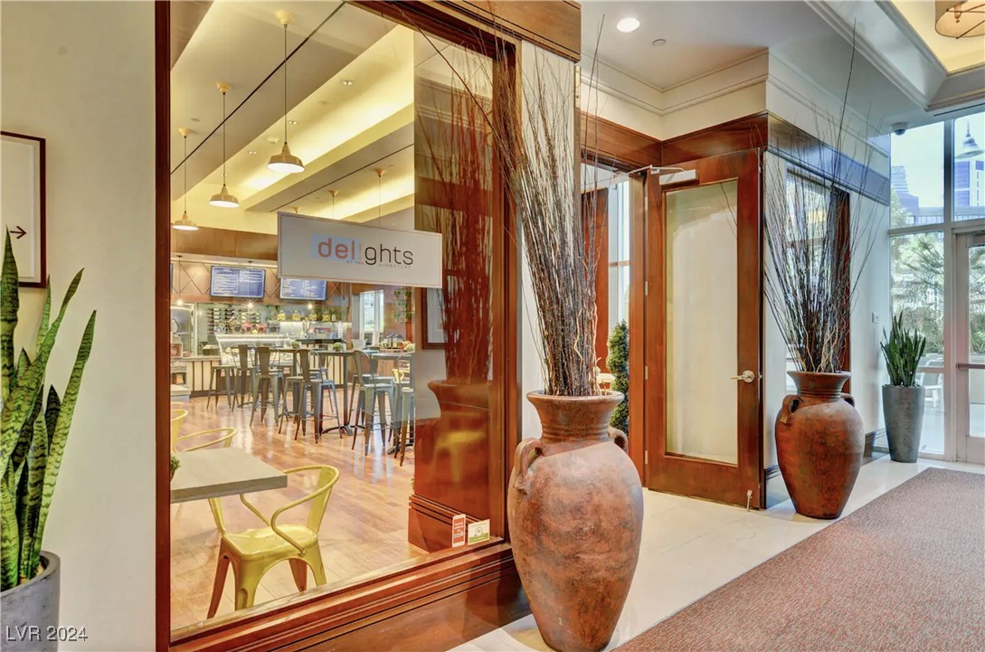 Las Vegas, Nevada 89109, United States, 1 Bedroom Bedrooms, ,1 BathroomBathrooms,Residential,Pending,24784