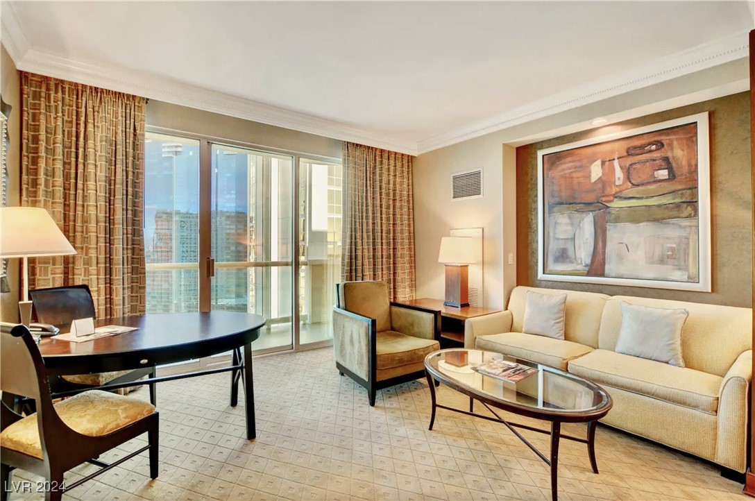 Las Vegas, Nevada 89109, United States, 1 Bedroom Bedrooms, ,1 BathroomBathrooms,Residential,Pending,24784