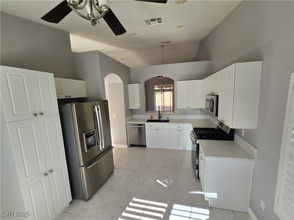 9688 Emeraude Avenue