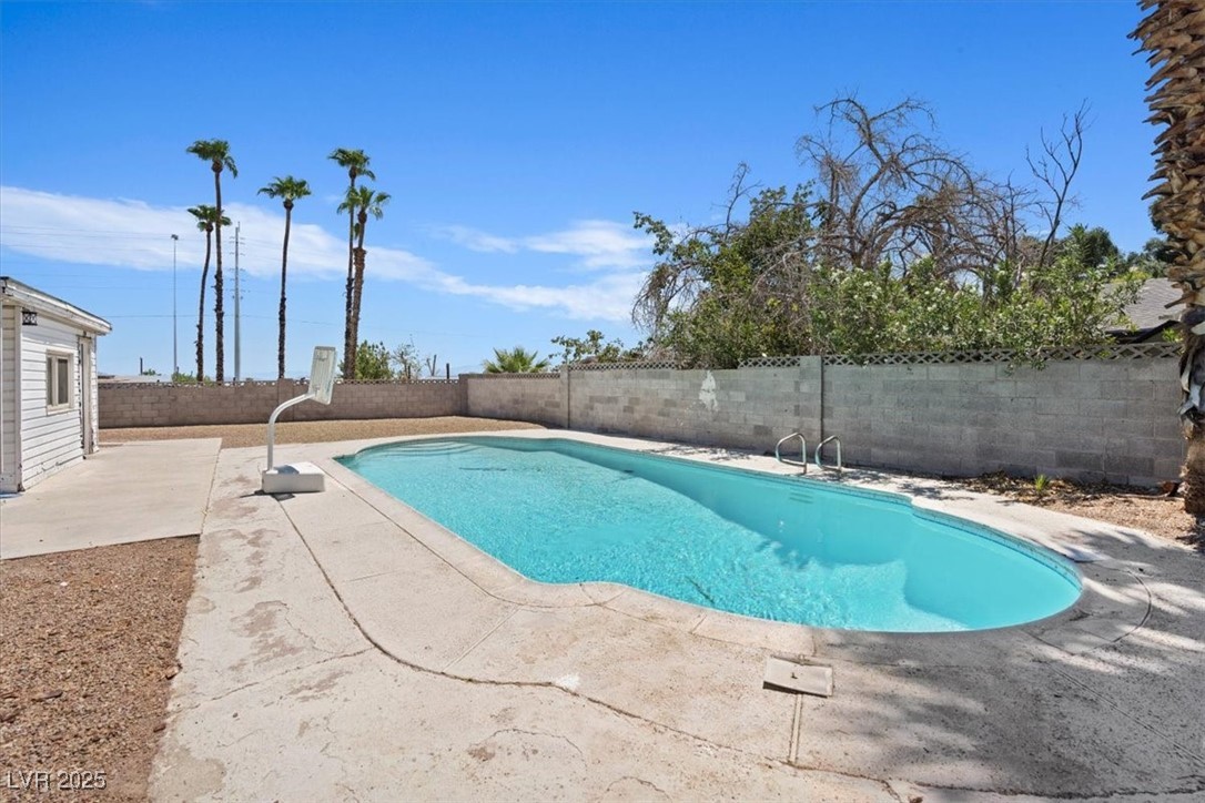 4161 Oxnard Circle