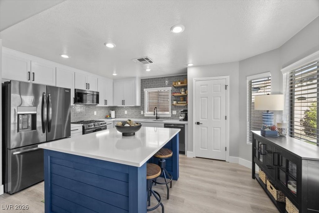 542 Poplar Leaf Street