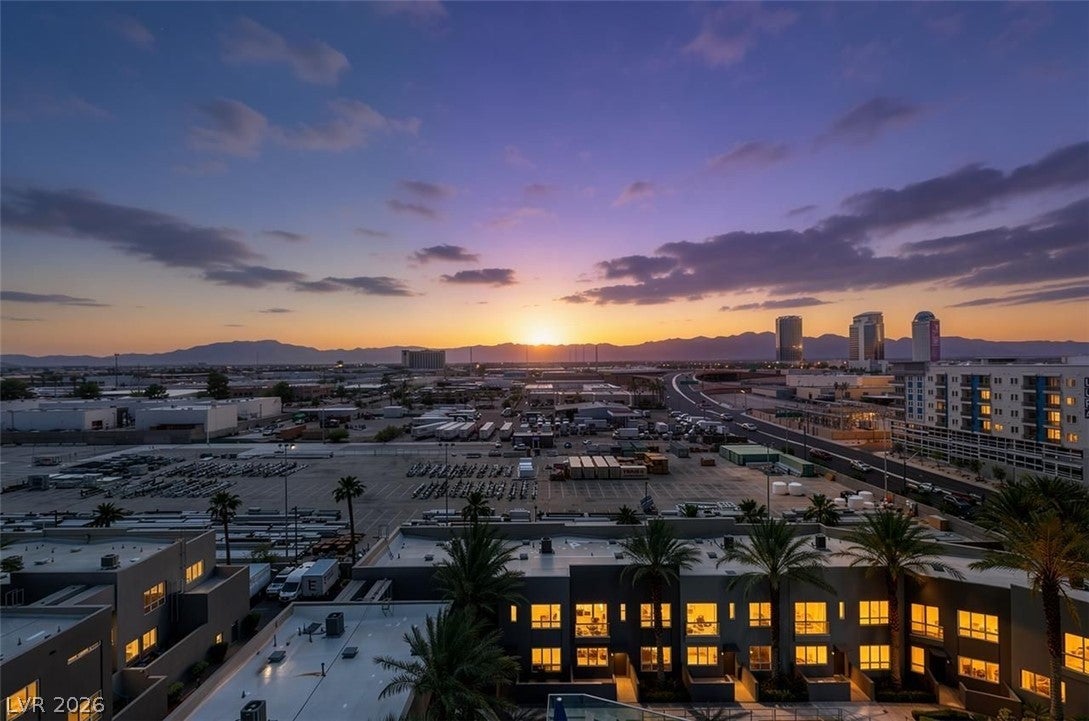 4525 Dean Martin Drive 810