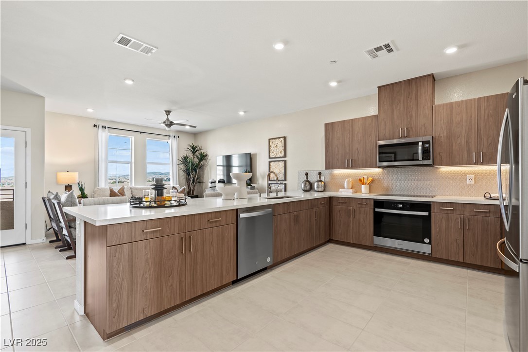 Properties 1 326 Cymbal Place lot 134