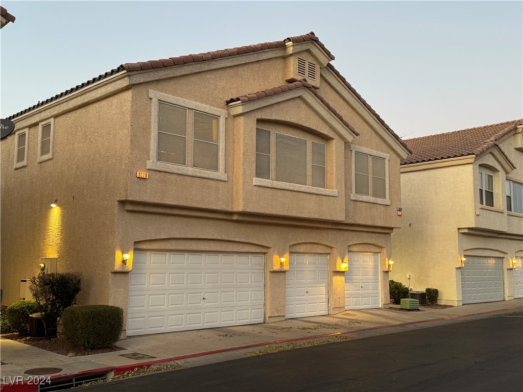 1628 Clint Canyon Drive, Henderson, Nevada image 30