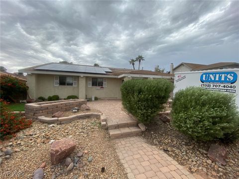 Photo of 4341 Seville Street, Las Vegas, NV 89121 (MLS # 2731393) Photo of 4341 Seville Street, Las Vegas, NV 89121 (MLS # 2731393)